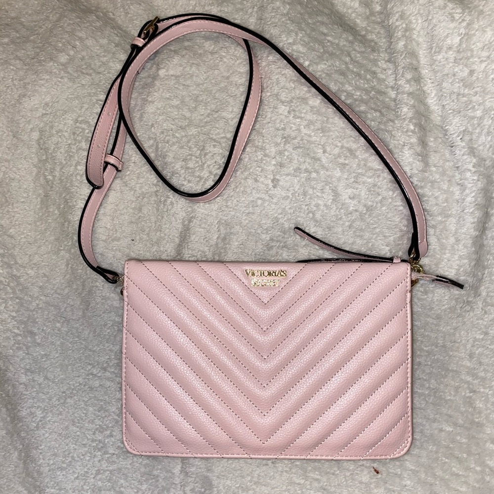 Victoria’s Secret Crossbody Bag!